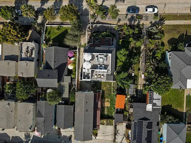 4551 Narragansett Ave — Photo 45