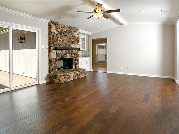5th image of 1802 Goliad Dr