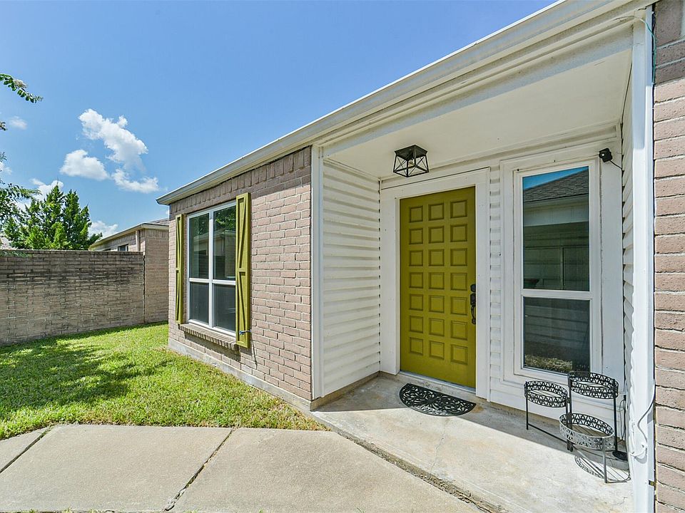 1st image of 9318 Stockwell Drive