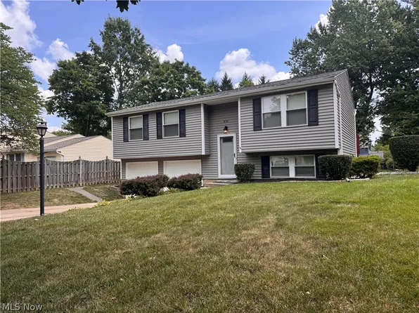 830 Gayer Dr, Medina, OH 44256