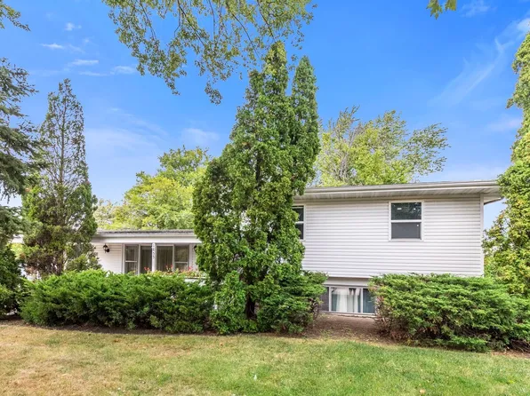 1855 Black Rd, Joliet, IL 60435