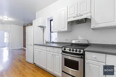 Rented by Bond New York