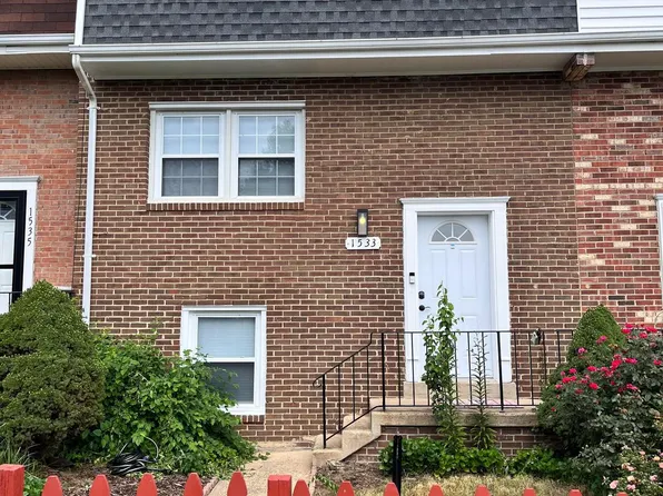 1533 Fort Sumter Ct, Dumfries, VA 22026