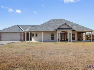 4632 McKenzie Ln, Brusly, LA 70719