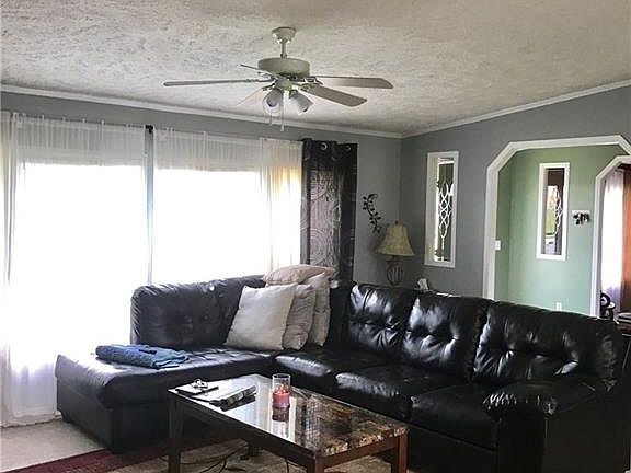 4th image of 126 Montana Ln