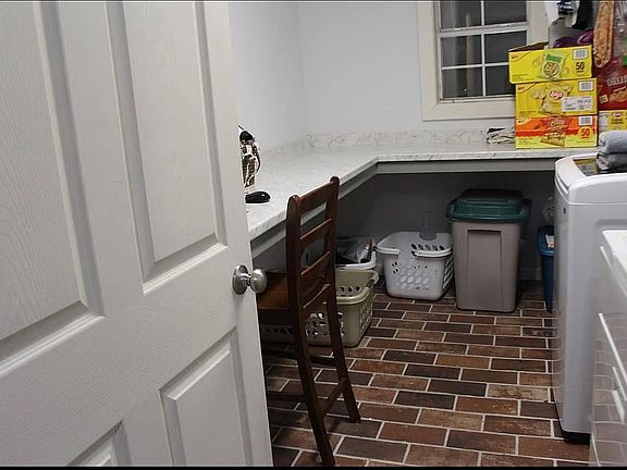 4th image of 16234 W Main St