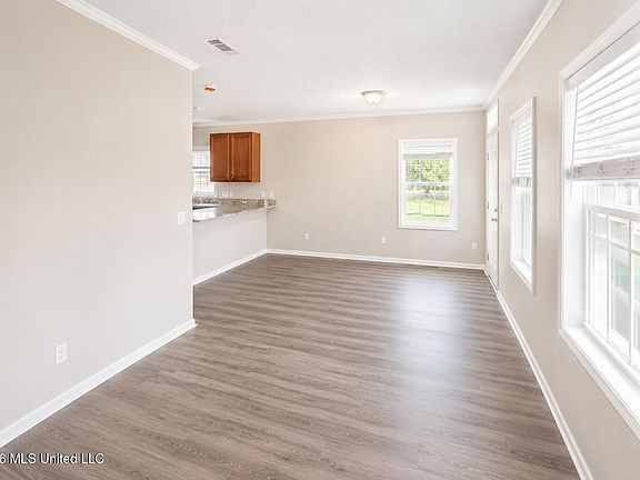 2nd image of 2109 Napoleon St Unit A