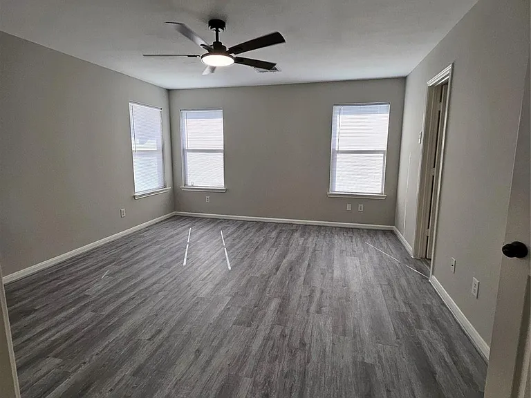 1130 Concord Pl — Photo 22