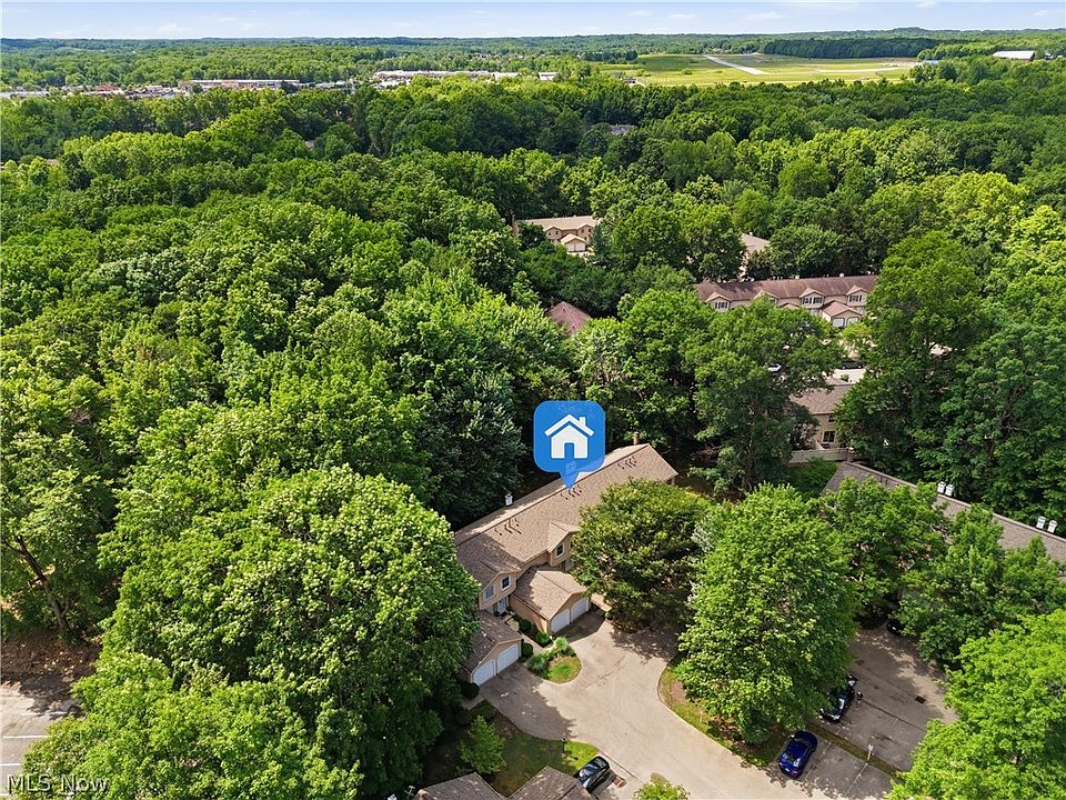 2nd image of 3949 Lake Run Blvd