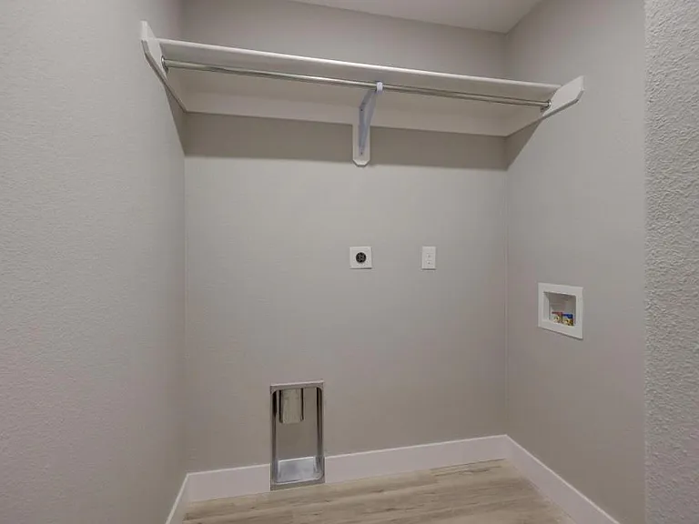 3419 S Kenser Ct — Photo 22