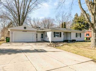 47265 Harry Ave, Shelby Township, MI 48317