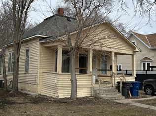 812 E 6th Ave, Mitchell, SD 57301