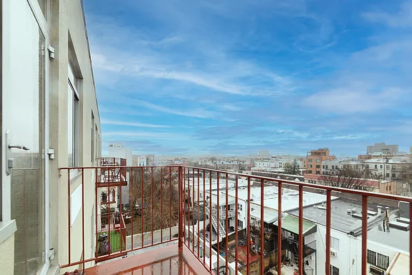 Rented by CCM Property Management LLC | media 33