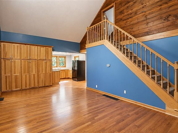5th image of 3525 Hooper Rd NE
