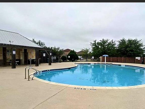 3rd image of 7722 Black Willow Ln