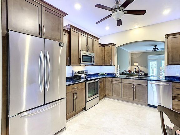 5th image of 1230 Wright Cir APT 206
