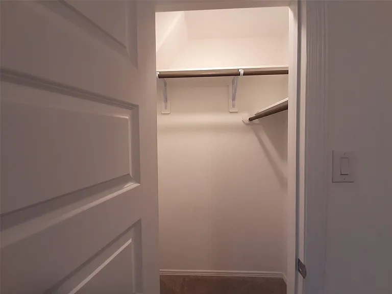 16568 Moss Ln — Photo 22