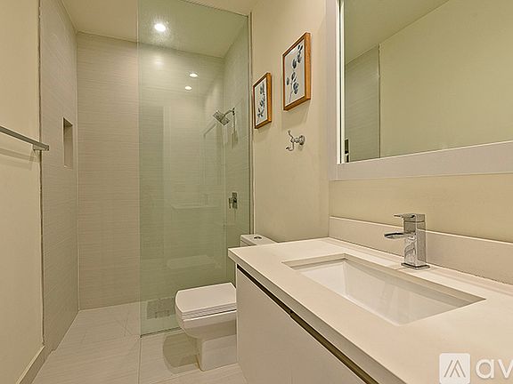 4th image of 6611 NW 105th Ave Unit 6611