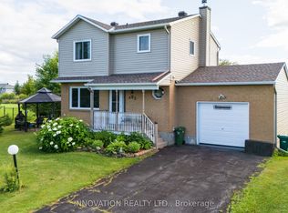 105 Cricket Cres, Ottawa, ON K0A1T0