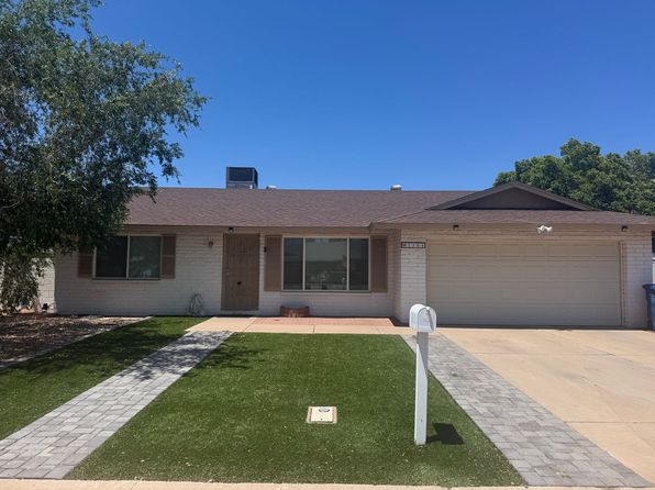 1104 W Mission Dr