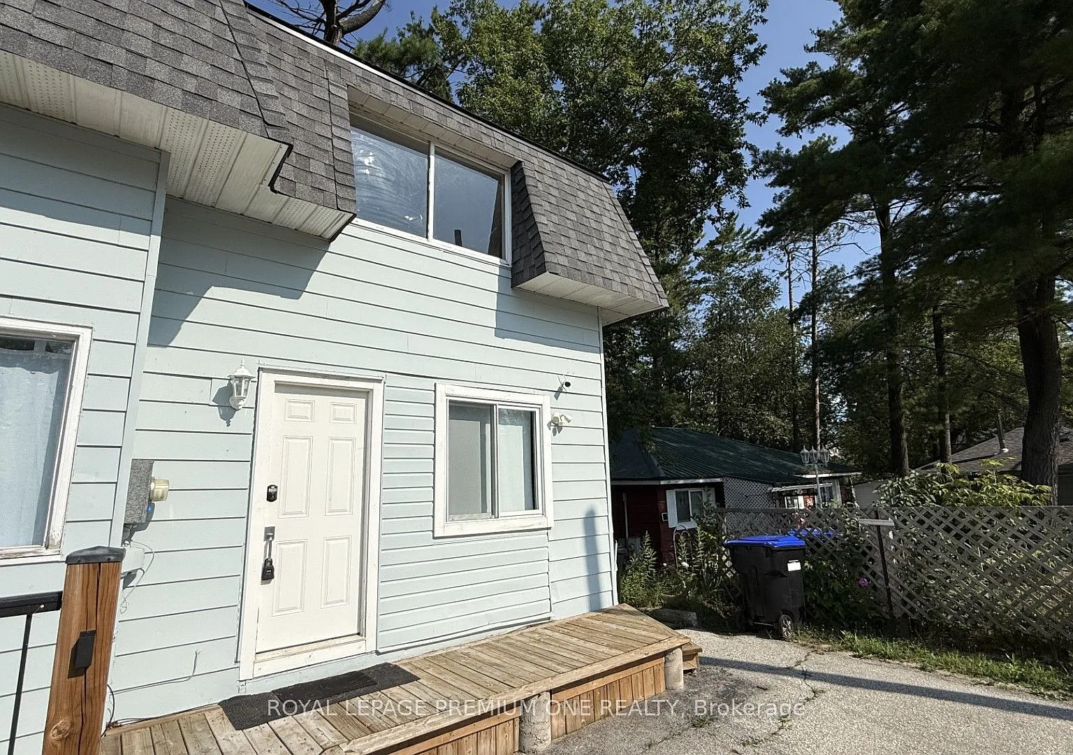 3 bed, $1,200 — Photo 2