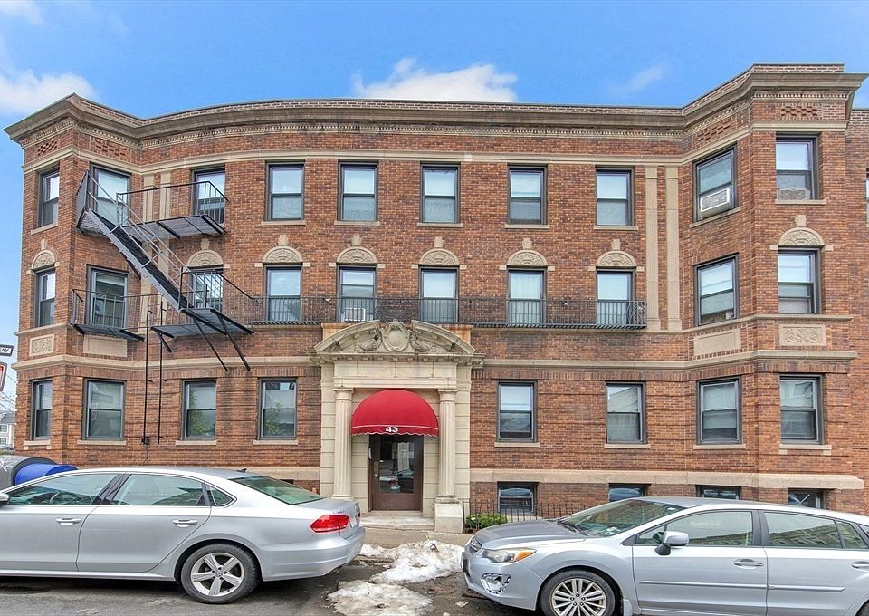 1st image of 43 Glenville Ave APT 11