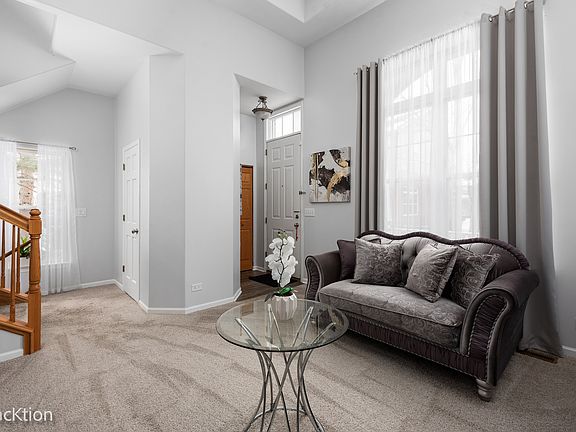 3rd image of 1139 River Bend Ln