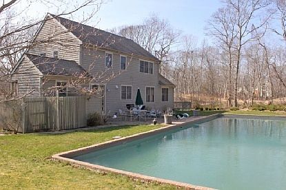 1st image of 19 Devonshire Ln