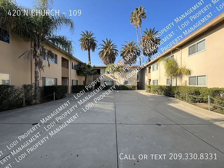 420 N Church St #109 — Photo 12