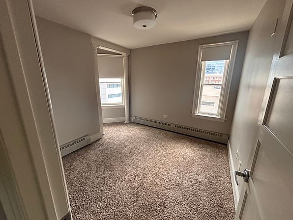 3rd image of 32 Johnson Park #605