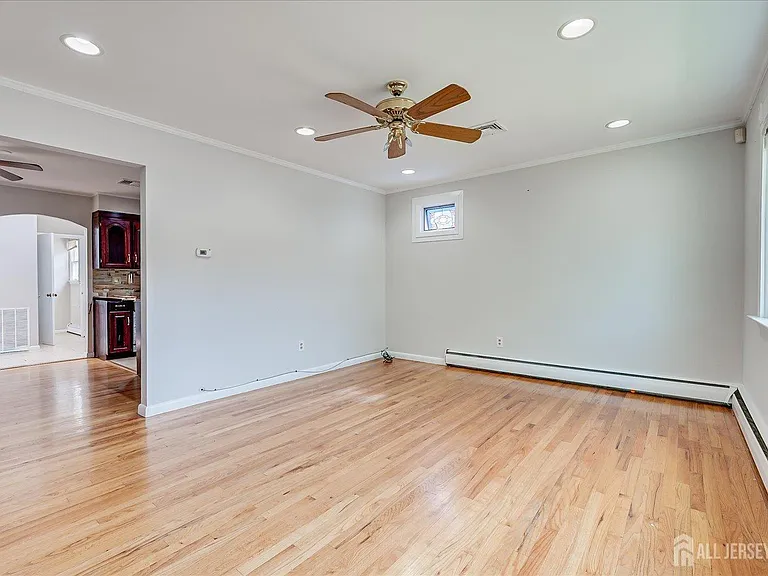 111 Sonora Ave — Photo 7