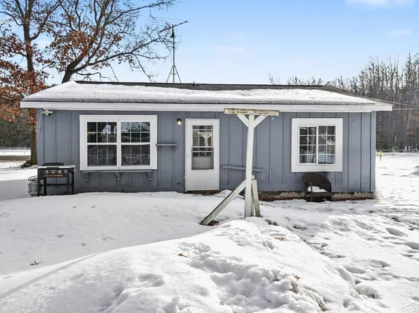 9757 N Cut Rd, Roscommon, MI 48653