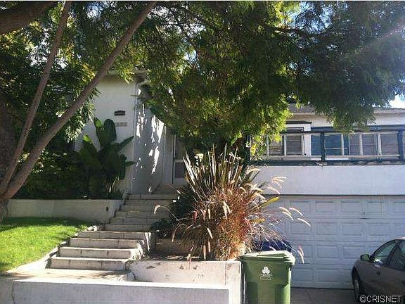 2nd image of 1852 S Dunsmuir Ave