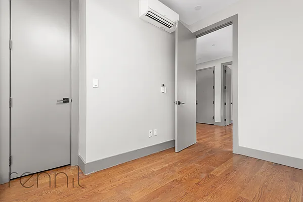 Rented by Rennit Inc. | media 6