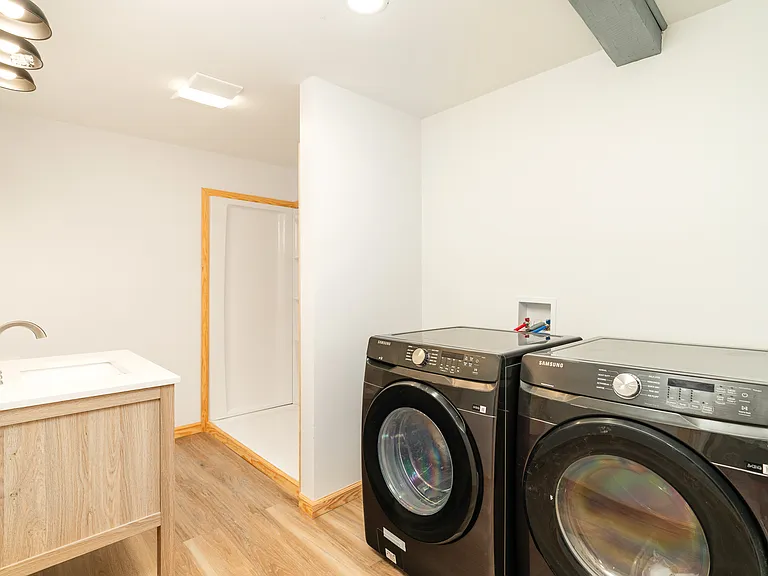103 Boone Rd #G — Photo 8