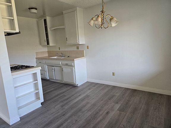 5th image of 15807-15815-1581 Landmark Dr #15815-5