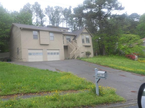 3rd image of 197 Kathryn Dr