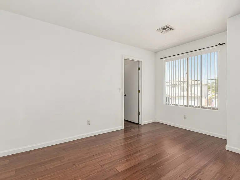 12823 W Ash St — Photo 22