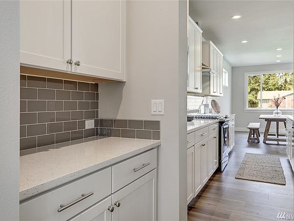 4th image of 7805 124th St Ct E #2