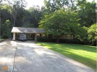 408 Colchester Dr, Stone Mountain, GA 30088