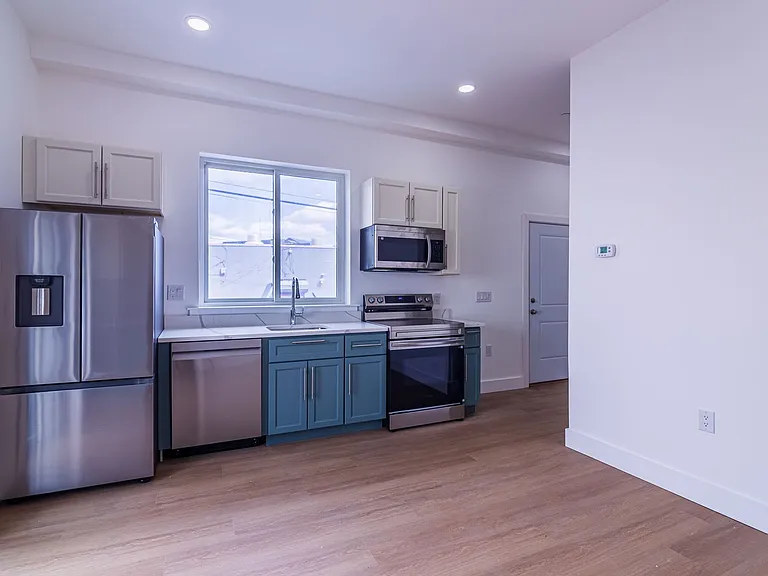 137 E Cumberland St #B — Photo 28