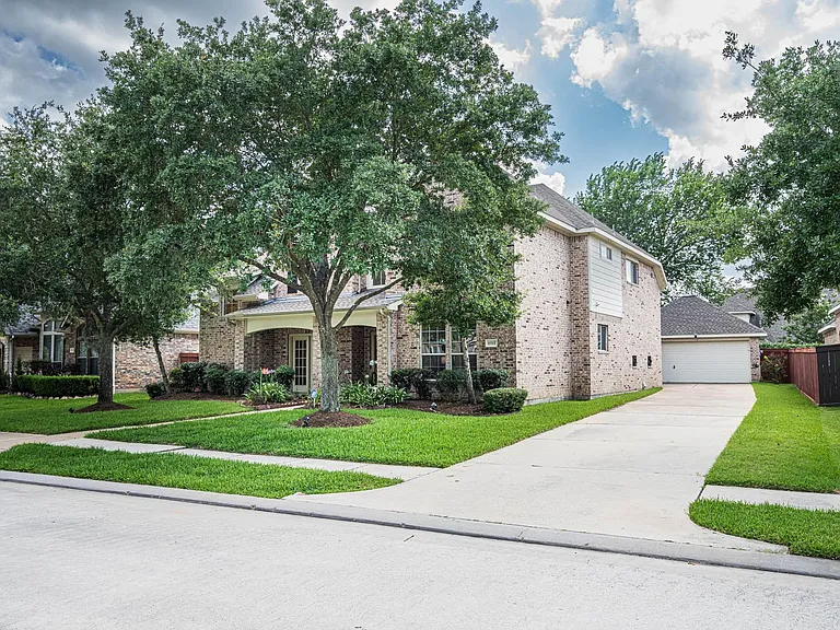6515 Costa Sienna Ln — Photo 41