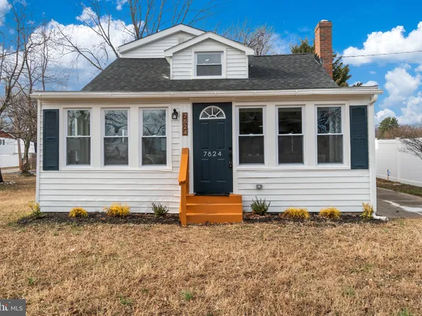 7824 Harbor Rd, Pasadena, MD 21122