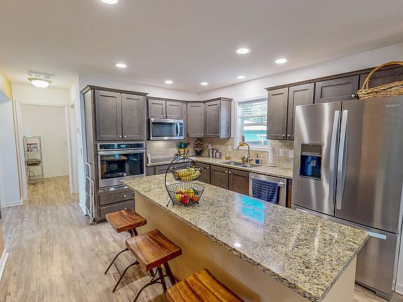 4th image of 125 Ninovan Pl