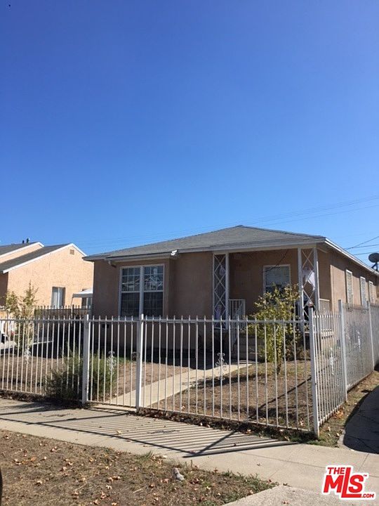 1st image of 1866 W 94th Pl
