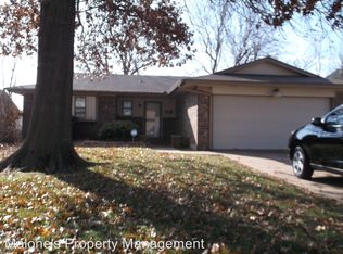 112 W Shadywood Dr, Midwest City, OK 73110