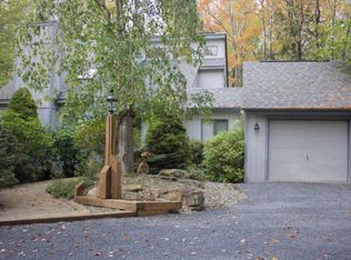 299 Long View Ln, Pocono Pines, PA