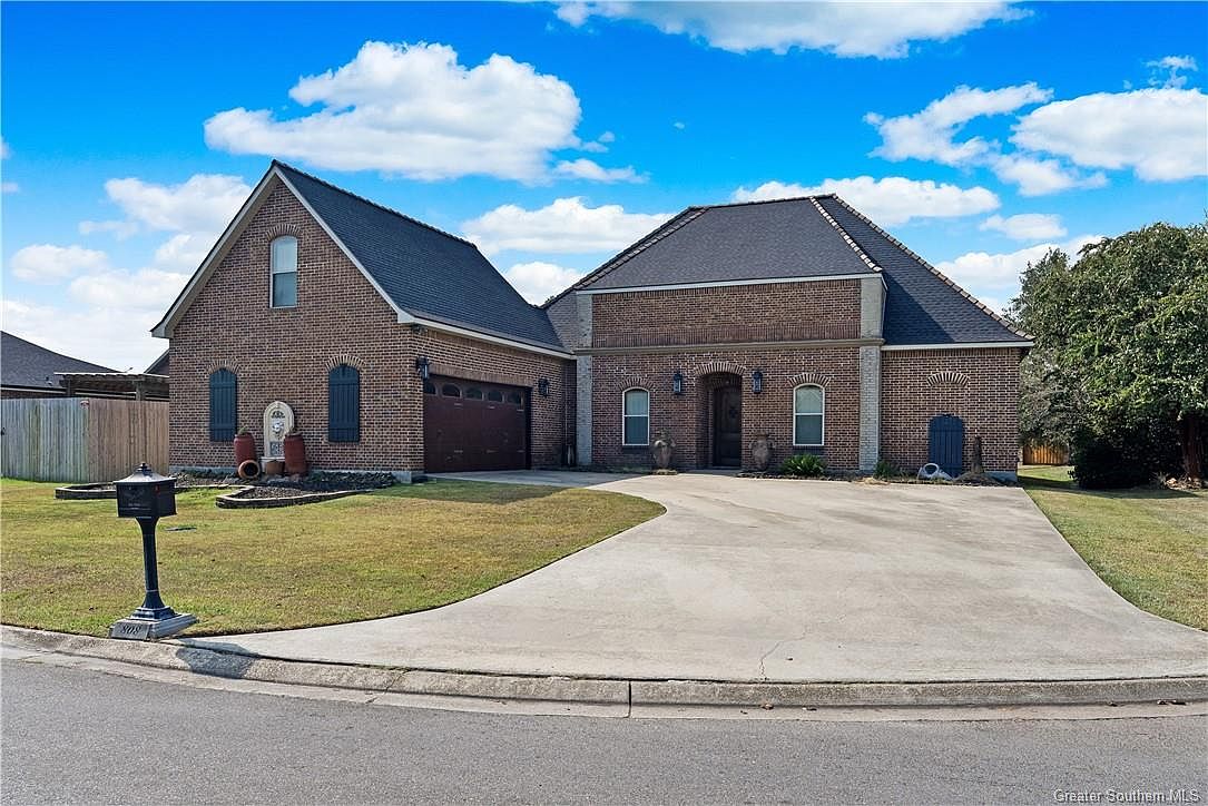 808 Sugar Maple Ln, Sulphur, LA 70665 MLS SWL23005506 Zillow