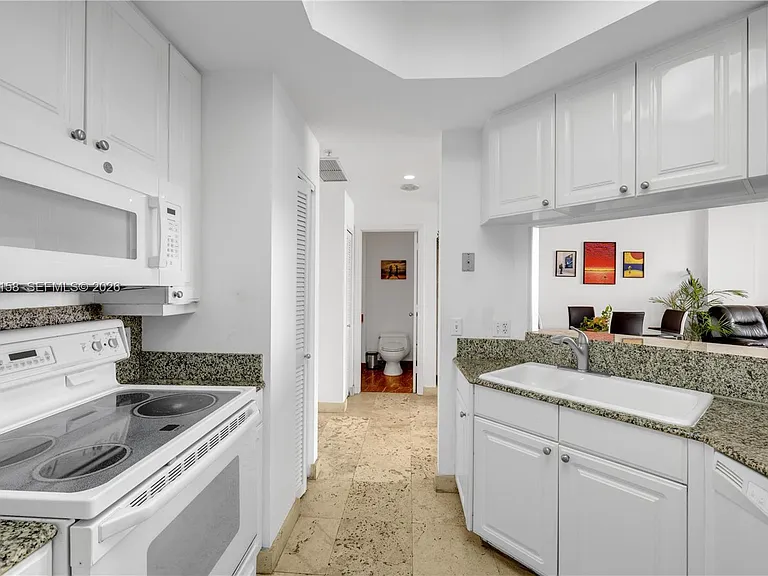 888 Brickell Key Dr #701 — Photo 12