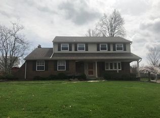 4539 Farview Ln, Cincinnati, OH 45247